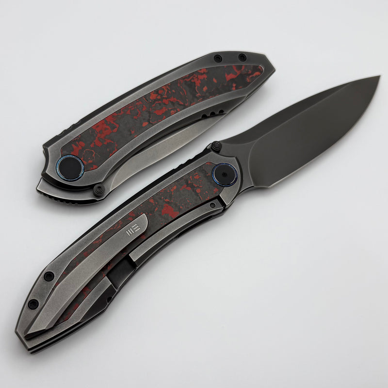 We Knife Winsome Titanium Handles w/ Lava Flow Carbon Fiber Inlays & Polished Gray M390 WE23092-4