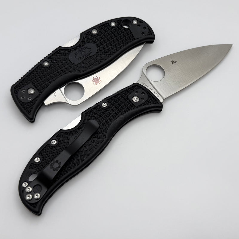 Discontinued Spyderco Leafjumper Black FRN Handles w/ VG-10 C262PBK