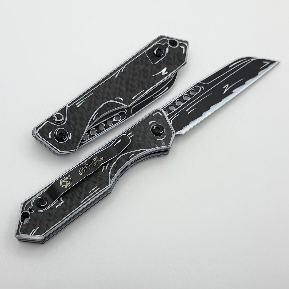 Heretic Knives Auto Jinn w/ GITD Carbon Fiber Handles Black & White CE