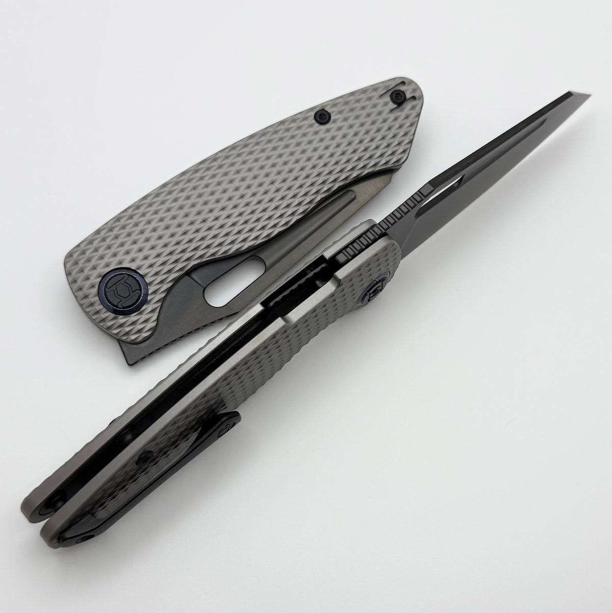 Kunwu Verta Geronimo Diamond Texture Titanium Handle w/ DLC Vanax B718