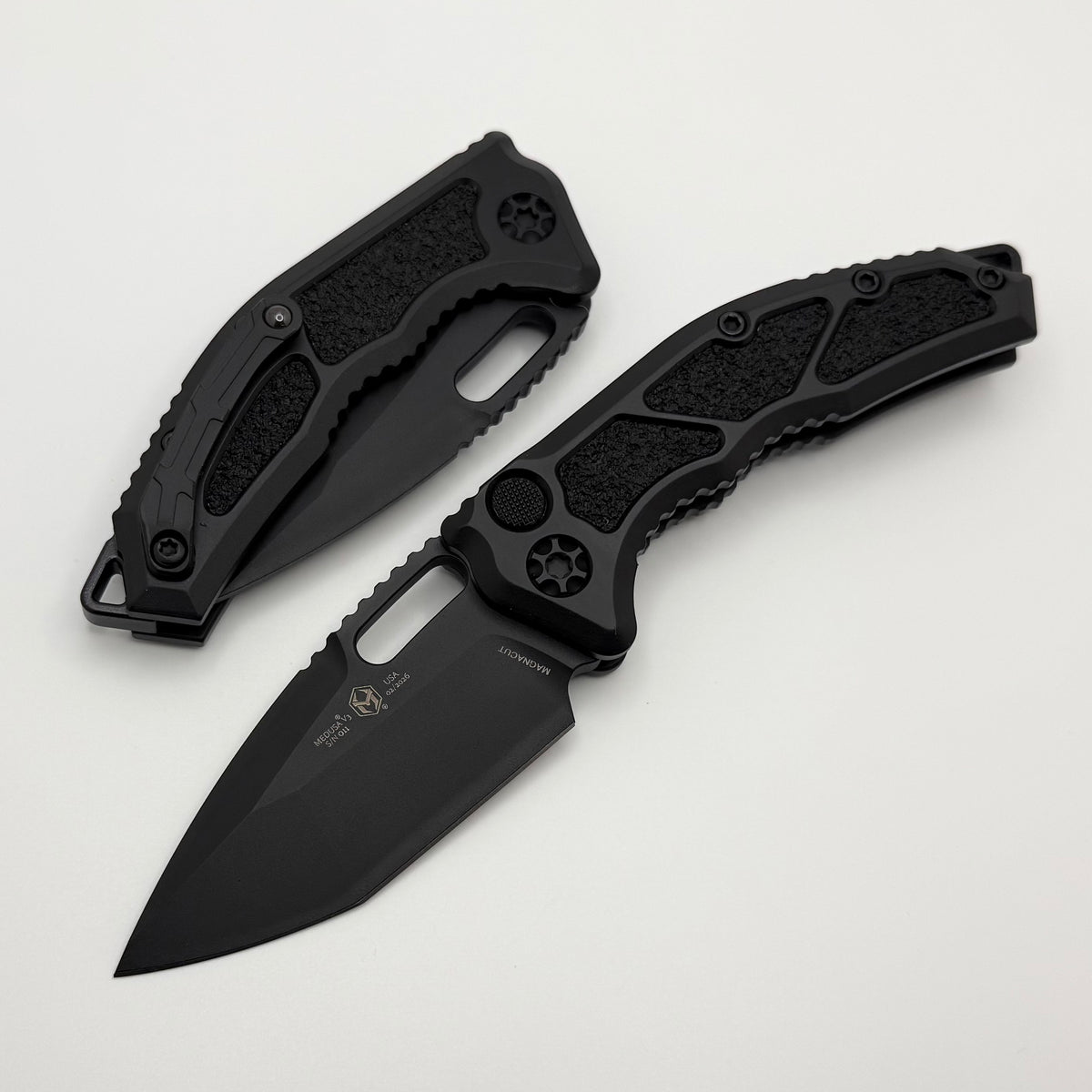 Heretic Knives Medusa Auto Secret Cel Shade w/ Tanto MagnaCut H011-CS-