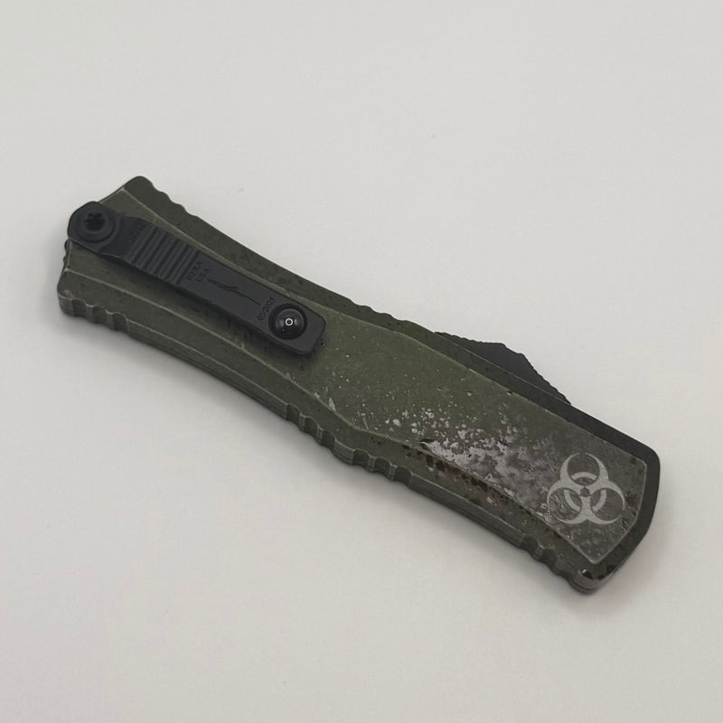 Microtech Knives Mini Hera Outbreak Recurve M390MK Signature Series 17