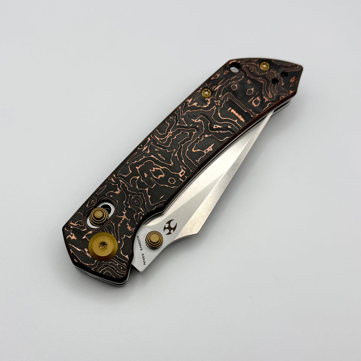 kan-kanです。 Kansept Knives Fenrir Copper Carbon Fiber Crossbar Lock w/ Stonewashed