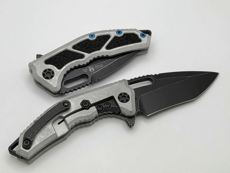 Heretic Knives Medusa M/A Blizzard Aluminum Frame Lock & Battle Black Recurve MagnaCut H010-8A-BLZ