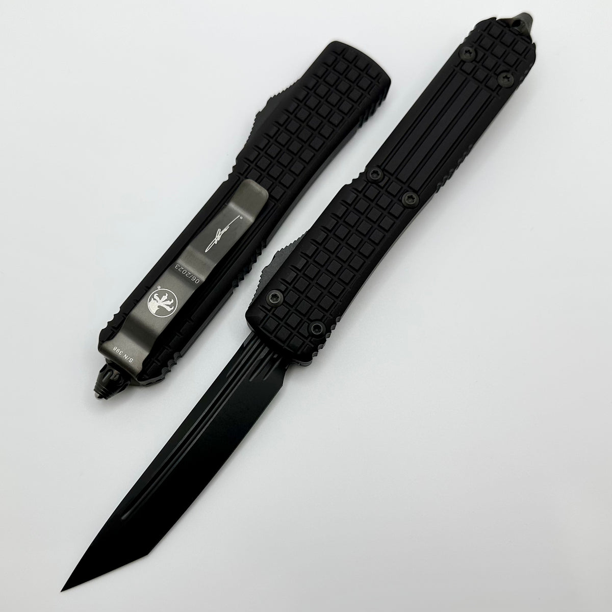 Microtech Ultratech Delta Frag Fluted Tanto DLC w/ Nickel Boron Signat