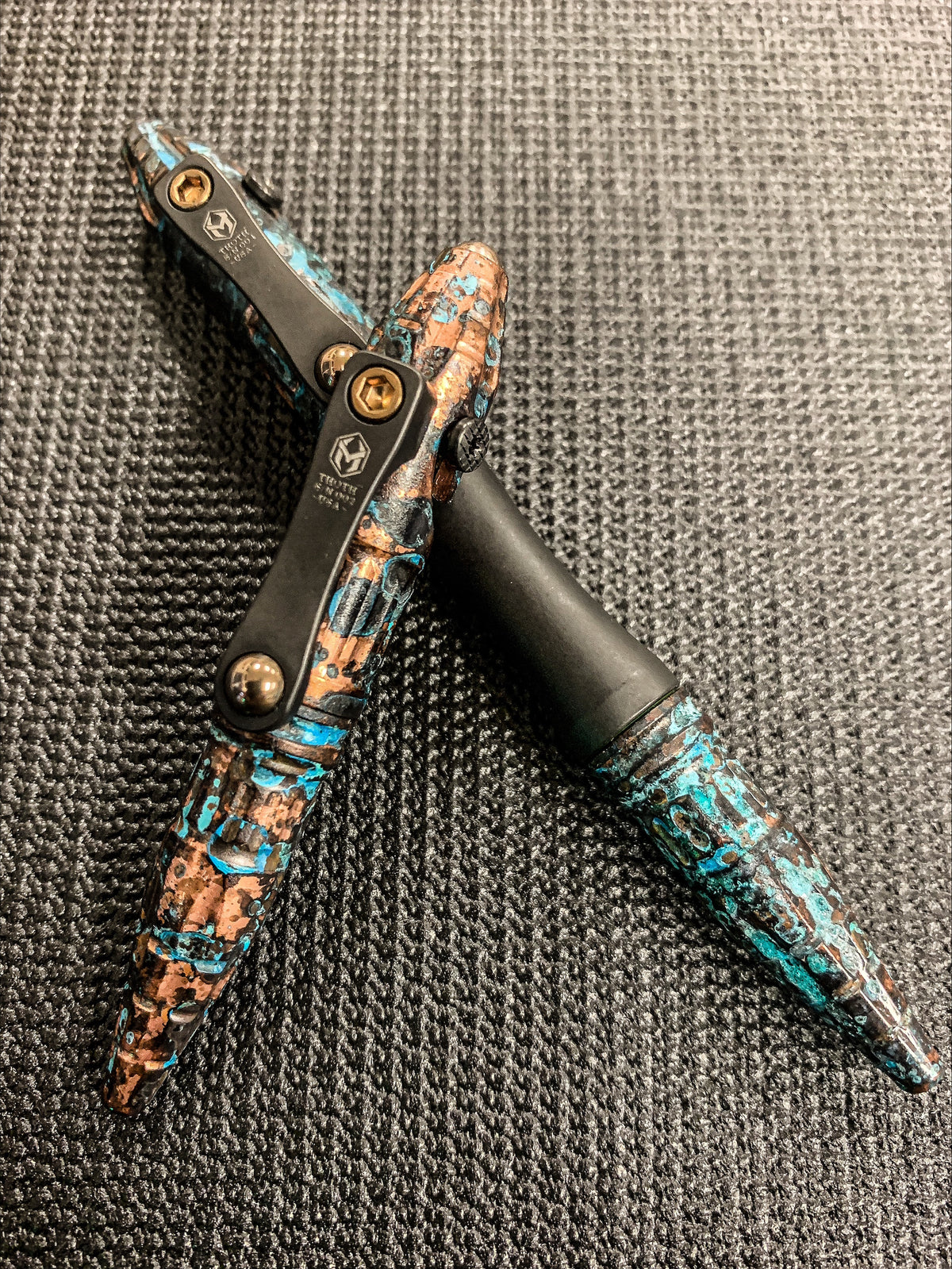 Heretic Knives Thoth Pen w/ Chemtima Tip/Tail & DLC Smooth Titanium Ba