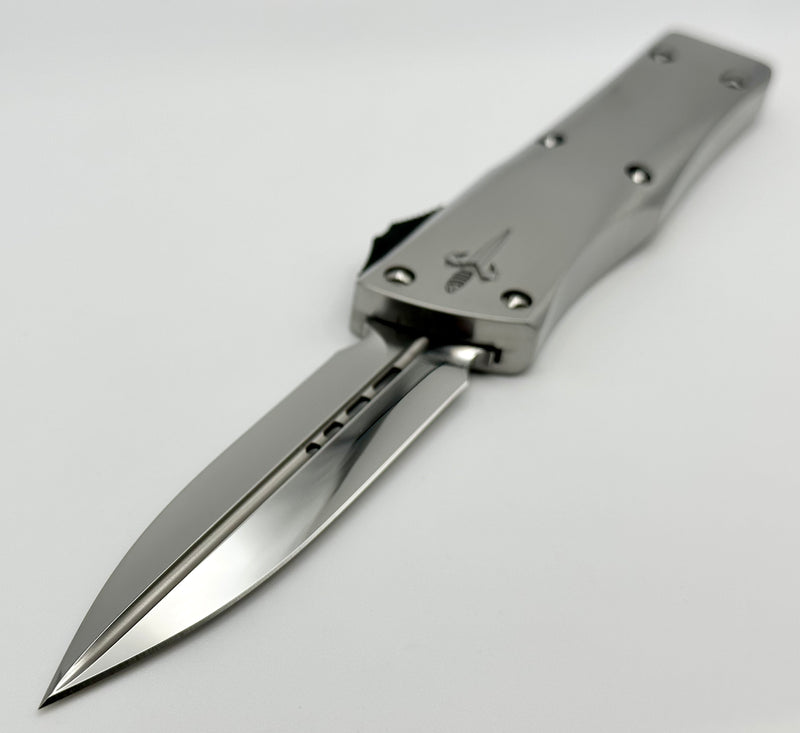 Marfione Custom Knives Combat Troodon D/E Mirror Polish M390 w/ Hand Rubbed Satin Finish 416 Stainless Steel Handle & Carbon Fiber Button w/ Satin Hardware