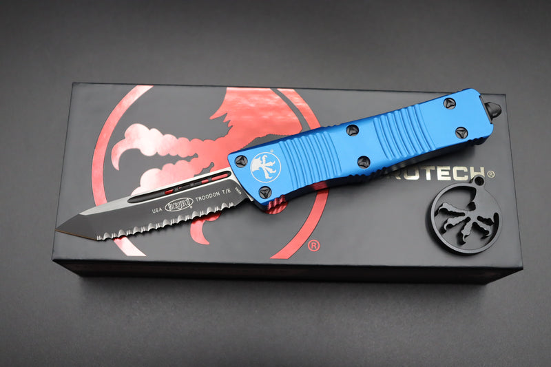 Microtech Troodon Tanto Black F/S Blue 140-3BL