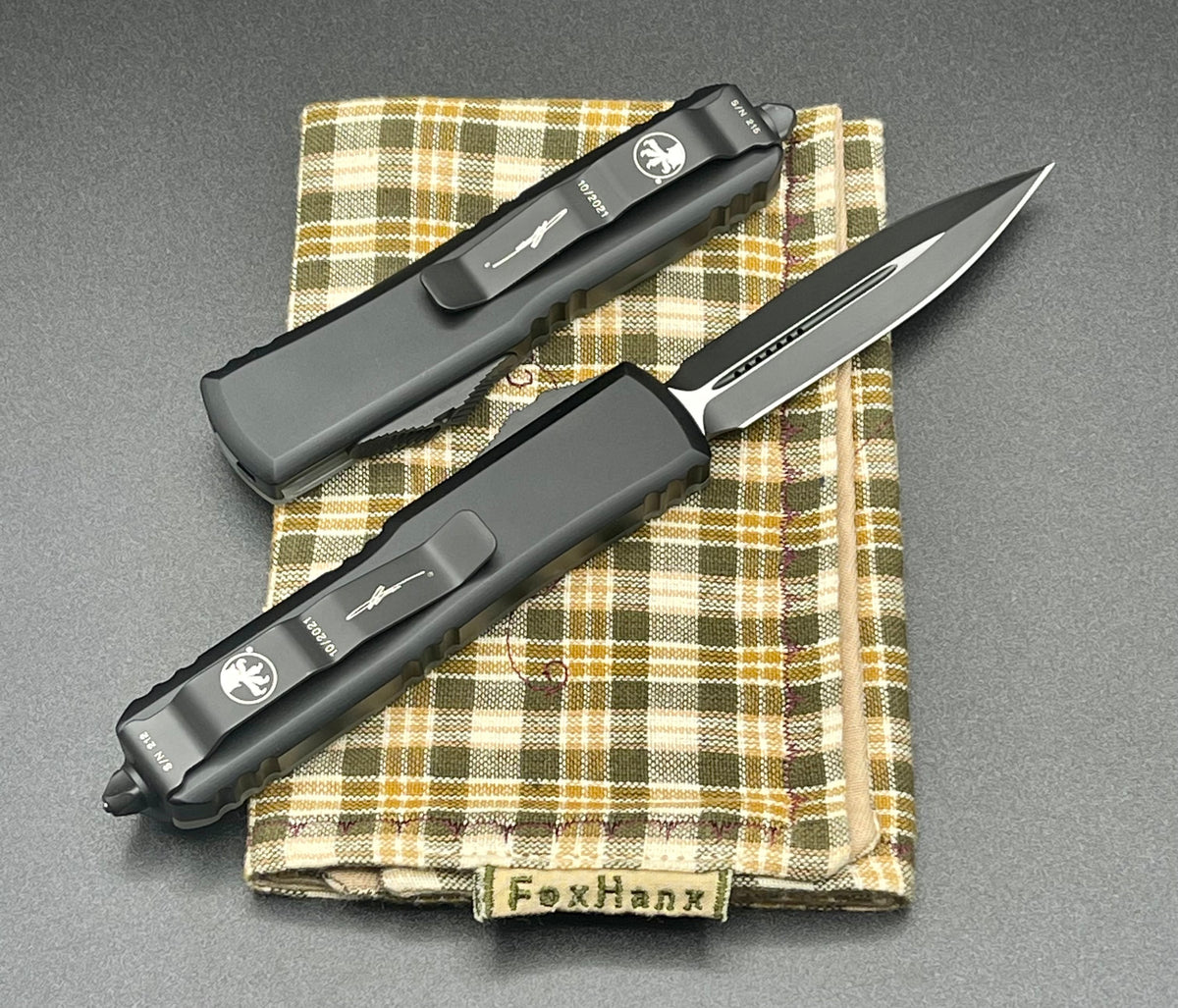 Microtech UTX-85 D/E Black Standard G10 Jade Green Signature Series 23