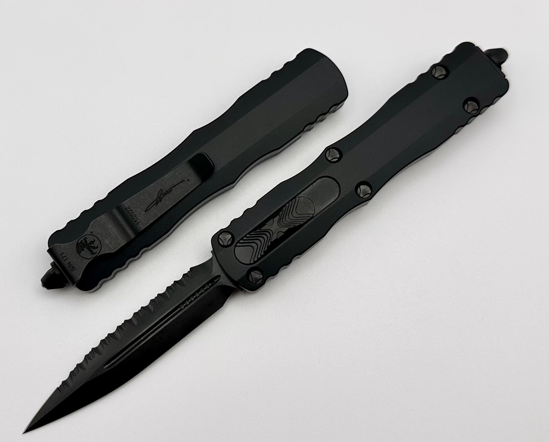 Microtech Dirac Shadow DLC Double Edge Full Serrated 225-3DLCTSH