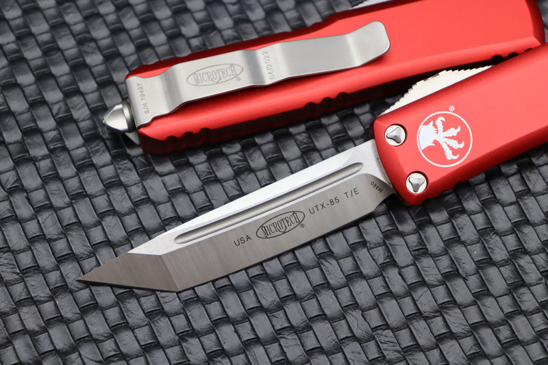 Microtech UTX-85 Tanto Satin Standard & Red 233-4RD