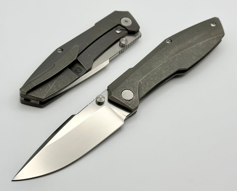 Null Knives Raiden Dark Stonewashed & Stonewashed M390 One Per Household