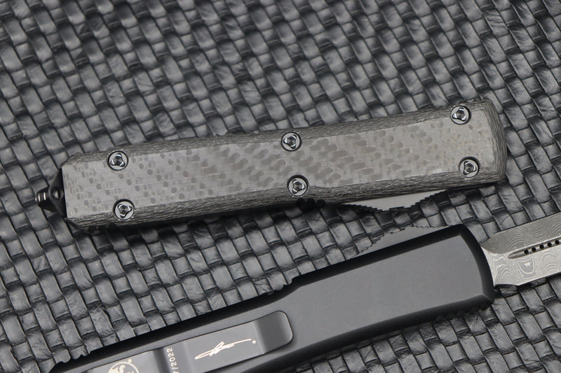 Microtech Ultratech Damascus Pattern 2 Double Edge & Carbon Fiber Top 122-16CFS