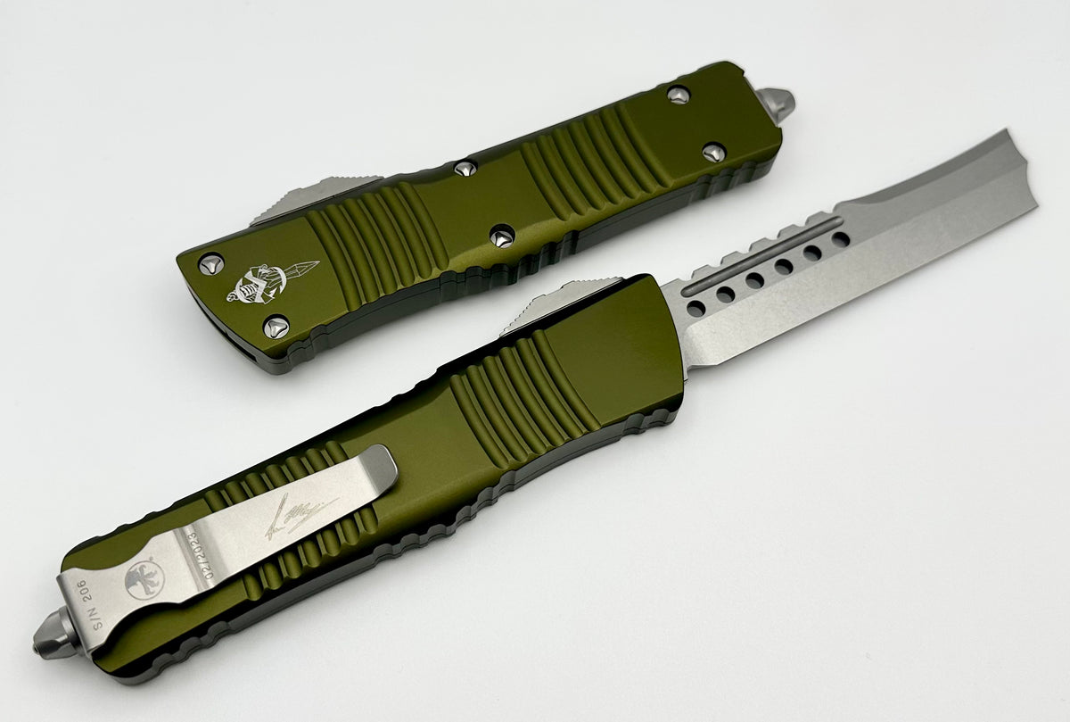 Microtech Combat Troodon Hellhound Straight Razor Stonewash Standard &